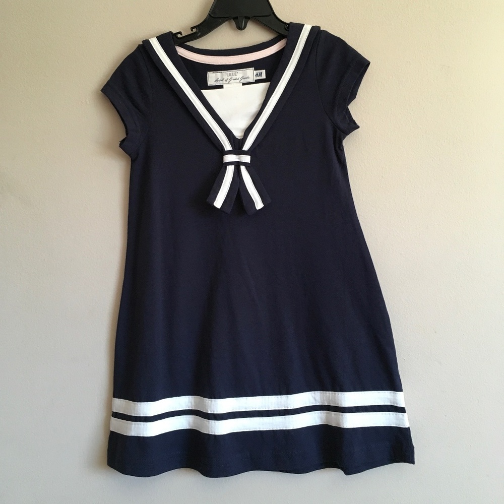 H&M Little Girl  Navy/white Sailor Dress size 2-4Y.